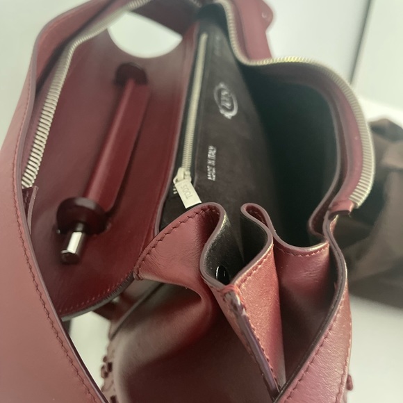 Tod’s Wave Studded leather bag - Picture 8 of 12